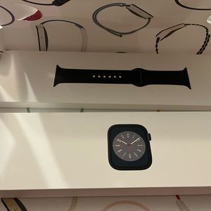 Apple Watch series 8 45mn GPS only